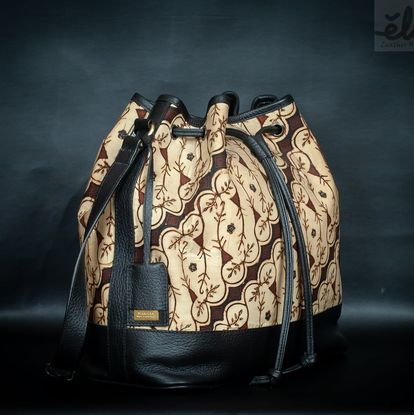 Batik Leather Bag, Cream