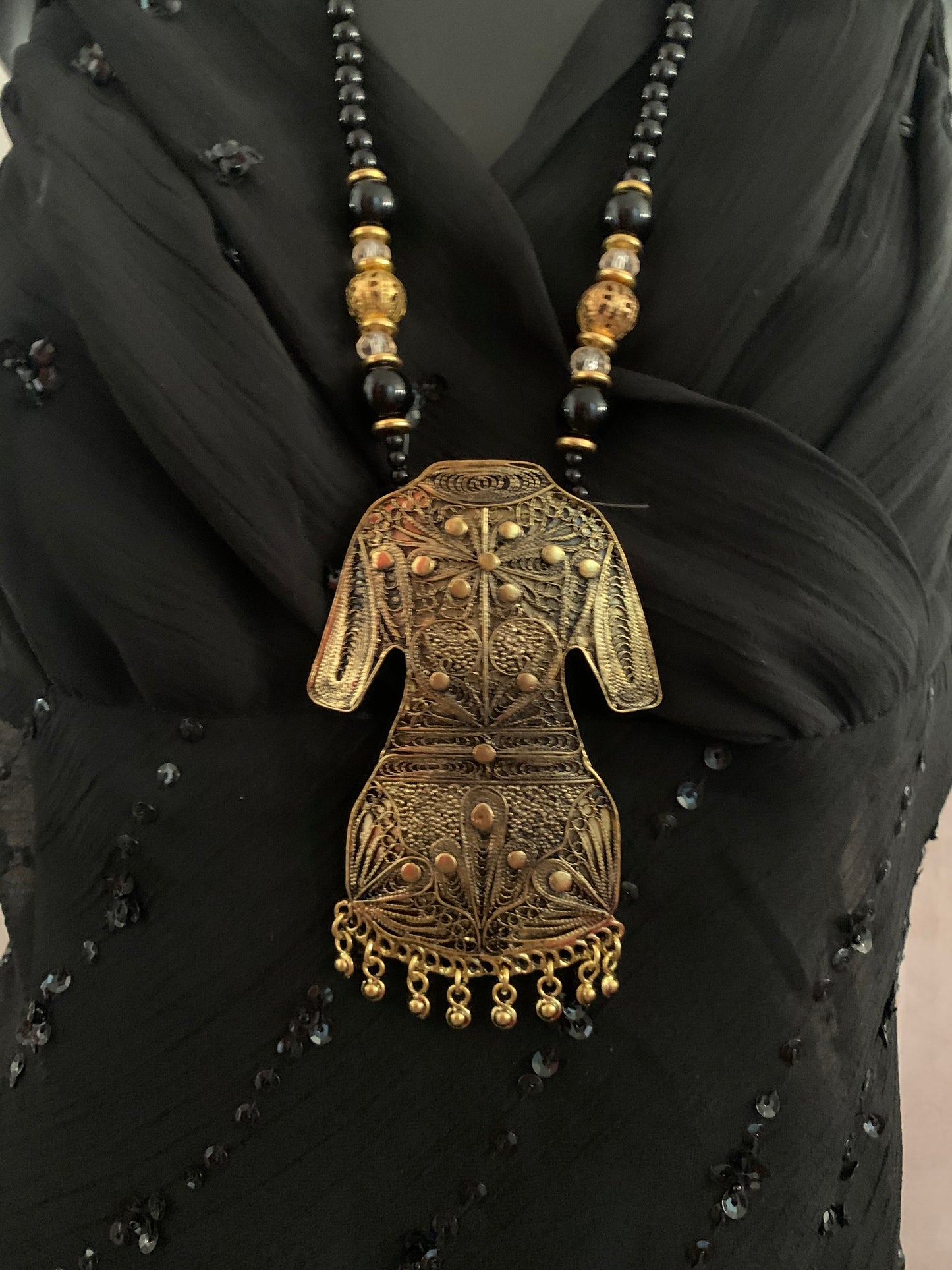 Kabaya Necklace