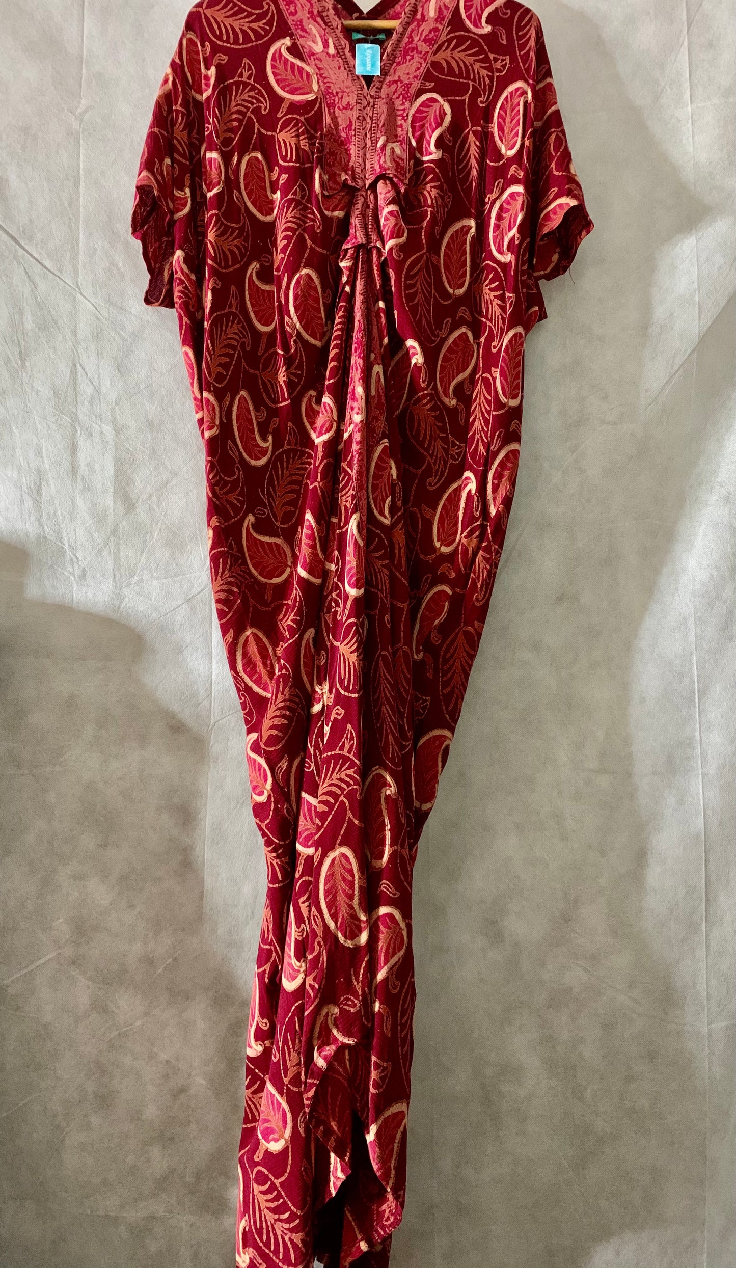 Batik Indonesia Long Dress LucuCollection Batik Indonesia Long Dress LucuCollection
