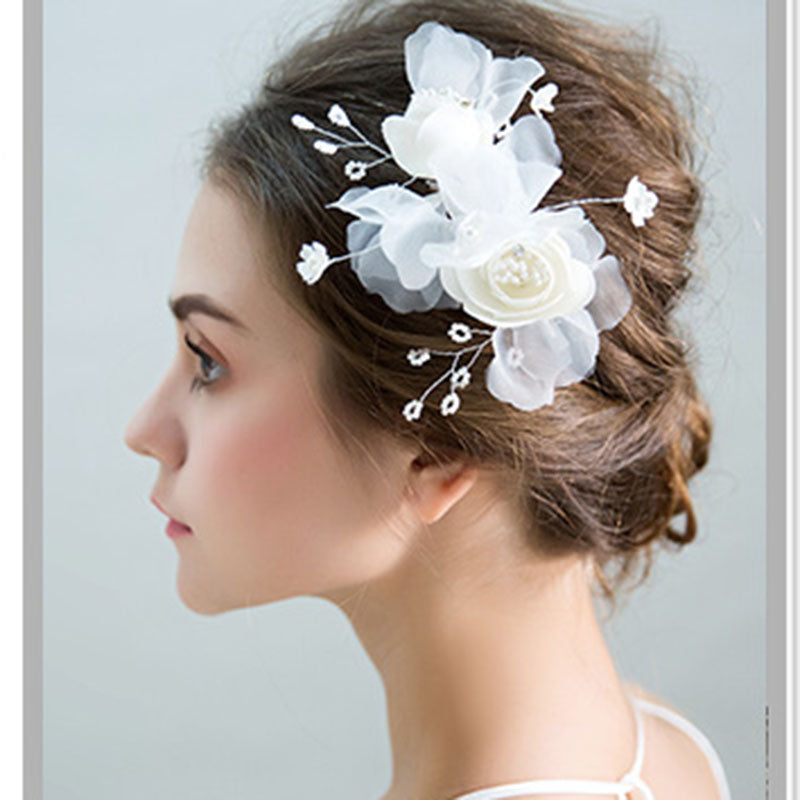 Wedding White big voile flower hair pin Description: hair pin  material: voile,pearl,glass beads  color:white  size:18*10cm